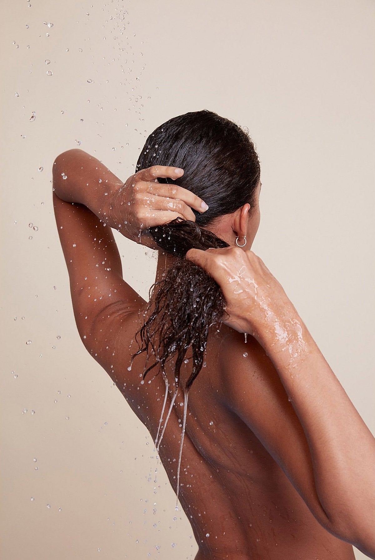 OUAI Haircare wet hair tips wet hair do's and dont's OUAI Leave In Conditioner